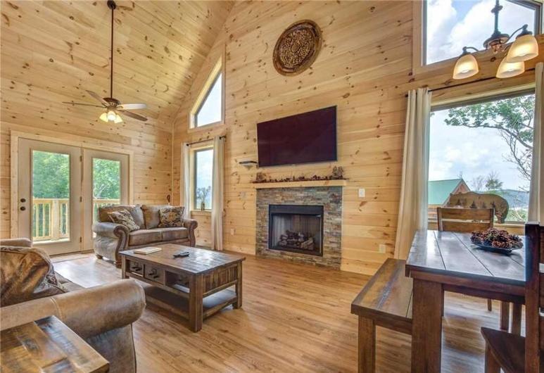 Walnut Ridge Cabin. Sleeps 7-11! Hot Tub, Pool Table, Minutes To Downtown Gatlinburg! Εξωτερικό φωτογραφία